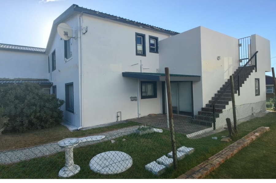 5 Bedroom Property for Sale in Bettys Bay Western Cape